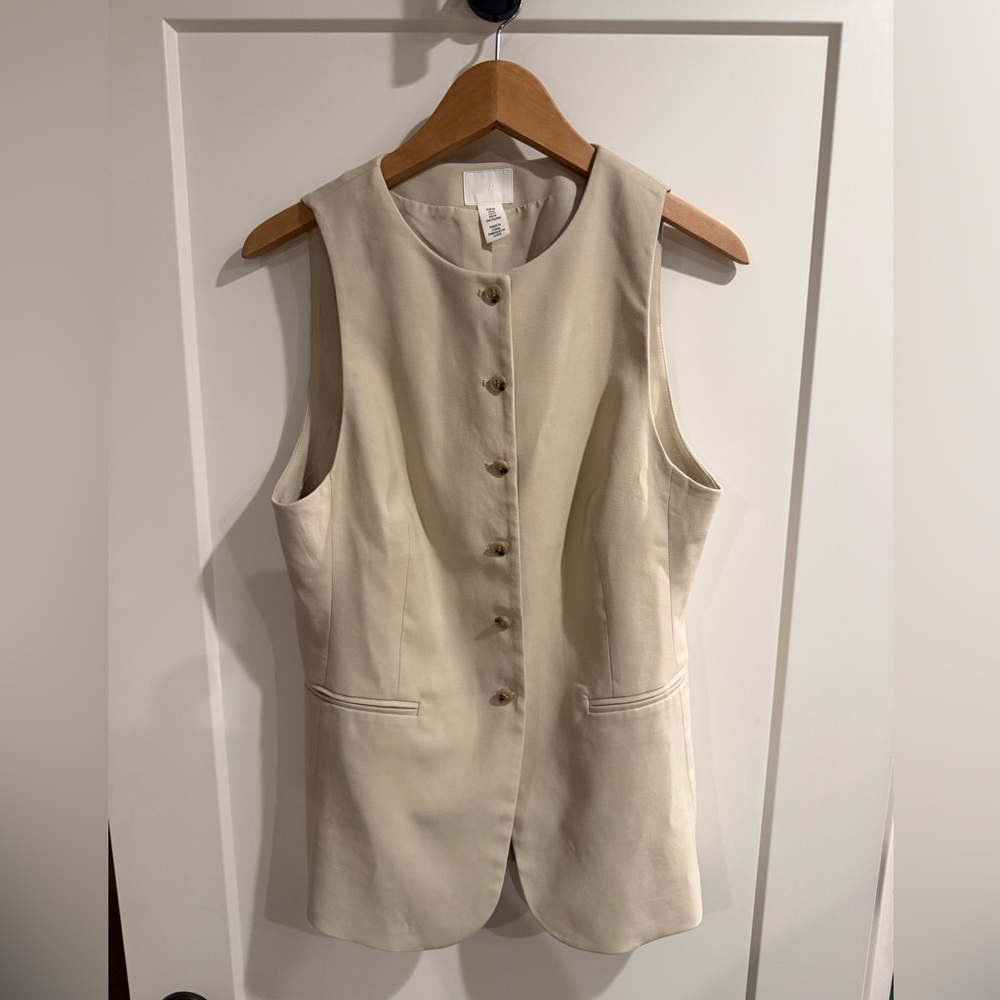 H&M Off-White Sleeveless Vest